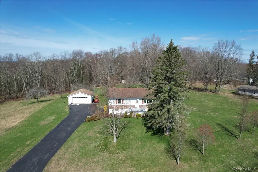 62 Pucky Huddle RD, Bethel, NY 12720