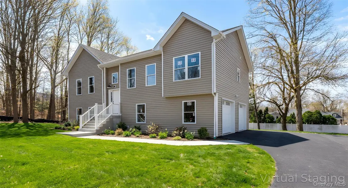744 9W Route, Valley Cottage, NY 10989