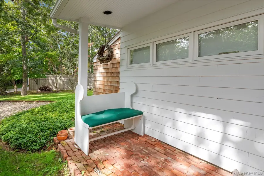 197 Hog Creek RD, East Hampton, NY 11937
