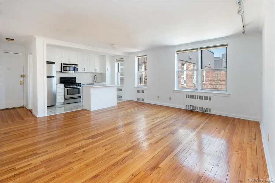 6505 Yellowstone BLVD #6H, Forest Hills, NY 11375