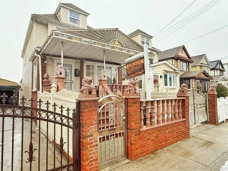 114-27 135th ST, South Ozone Park, NY 11420