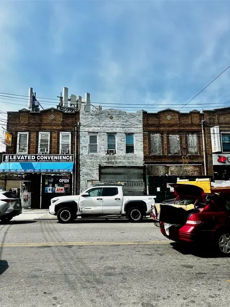 13203 Liberty AVE, Richmond Hill S., NY 11419