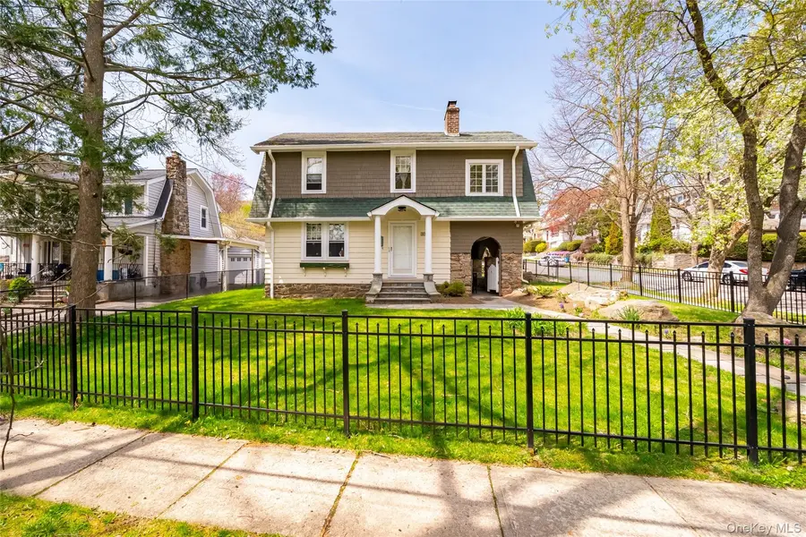 350 Hutchinson BLVD, Mount Vernon, NY 10552