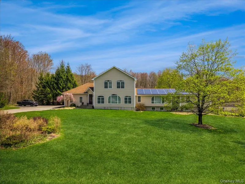 244 S Smith RD, Lagrangeville, NY 12540
