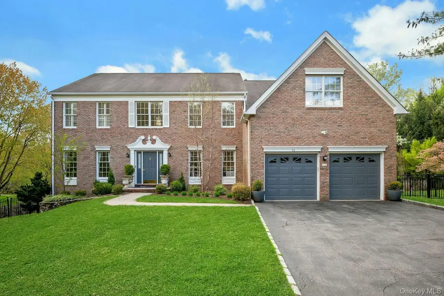34 Eagle CT, White Plains, NY 10605