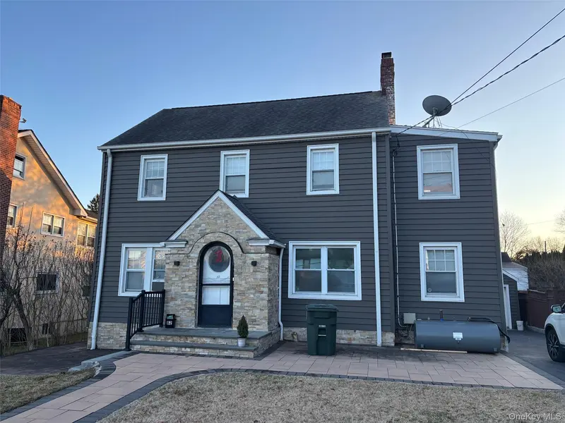 82 Putnam AVE, Port Chester, NY 10573