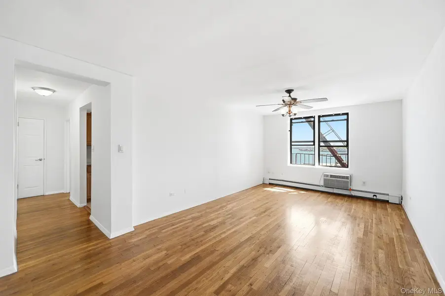 1110 Stadium AVE #5F, Bronx, NY 10465