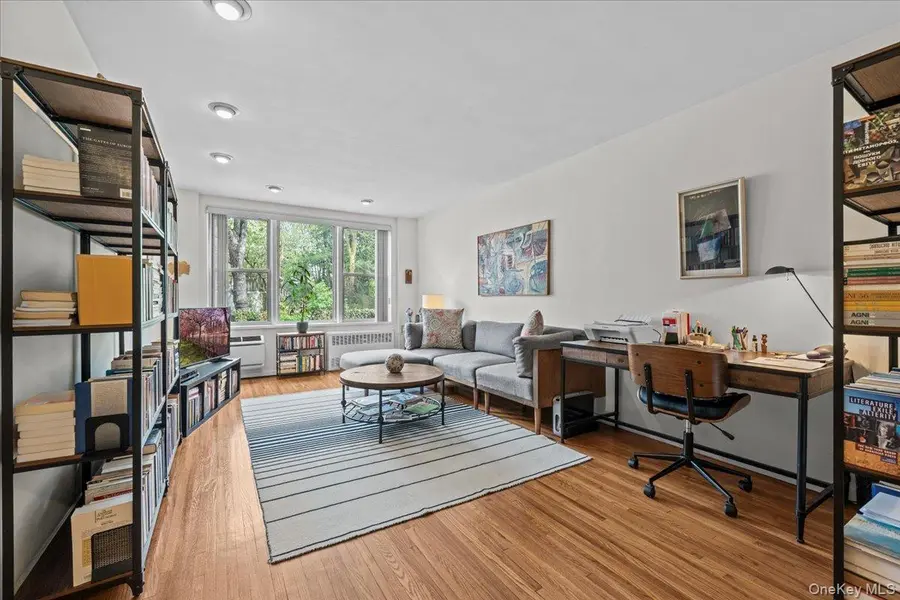 601 Kappock ST #2F, Bronx, NY 10463