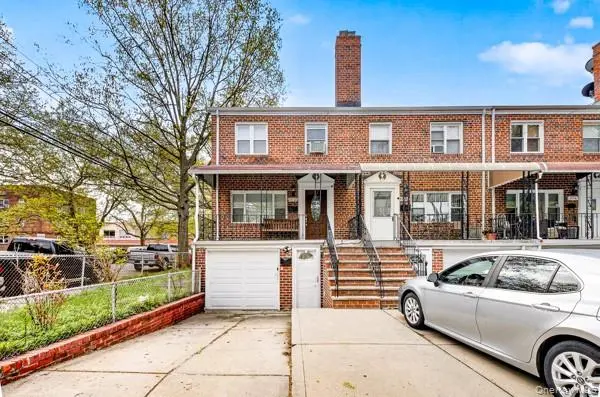 209-20 43rd AVE, Bayside, NY 11361