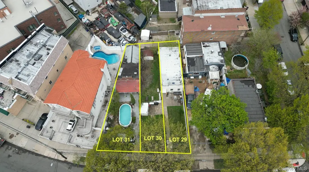 70-11 Ditmars BLVD, Astoria, NY 11370