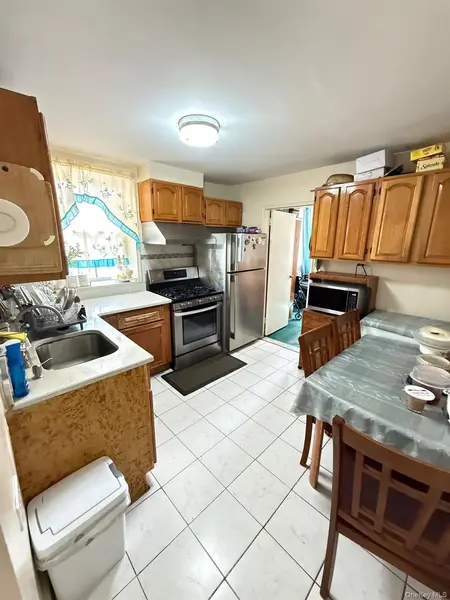 41-67 Judge ST #L3, Elmhurst, NY 11373