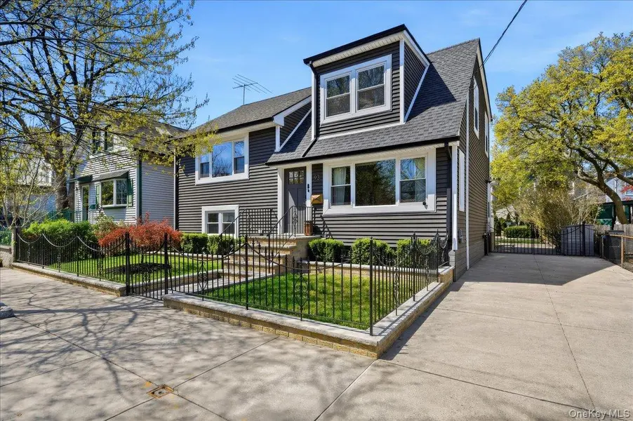 93 Fordham ST, Bronx, NY 10464