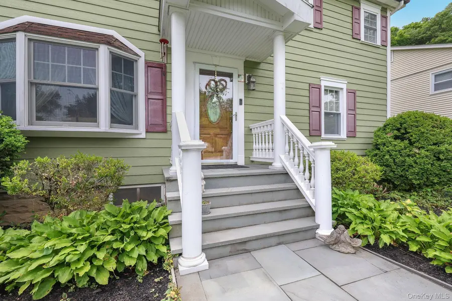 43 Wintergreen AVE, Newburgh, NY 12550