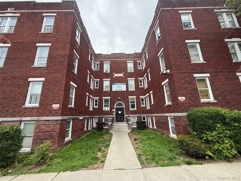 60 Carroll ST #D8, Poughkeepsie, NY 12601