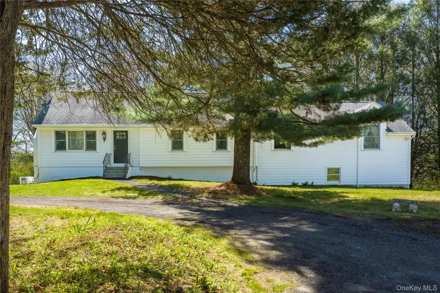 103 S Harmony Hill RD, Pawling, NY 12564