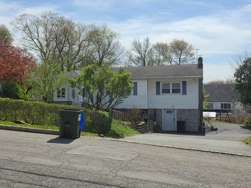 36 Dallas DR, Monroe, NY 10950