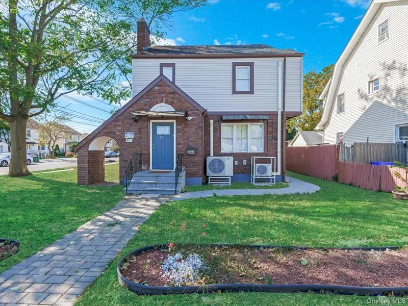 21 James Ll Burrell AVE, Hempstead, NY 11550