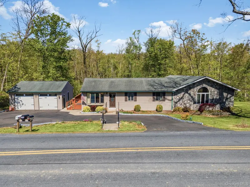 5328 Searsville RD, Pine Bush, NY 12566