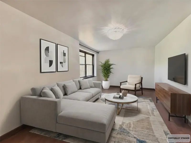 140-14 28th RD #6G, Flushing, NY 11354