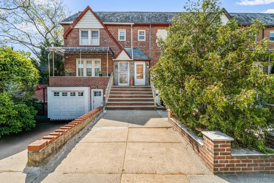 205-18 33rd AVE, Bayside, NY 11361