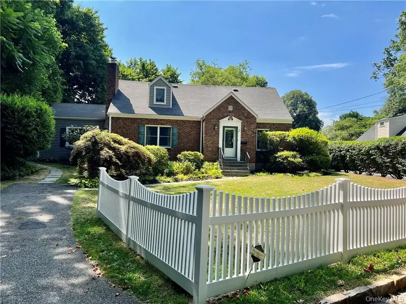 46 Beechwood RD, Hartsdale, NY 10530