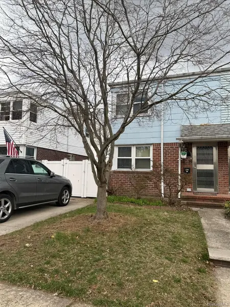 67-04 215th ST, Oakland Gardens, NY 11364