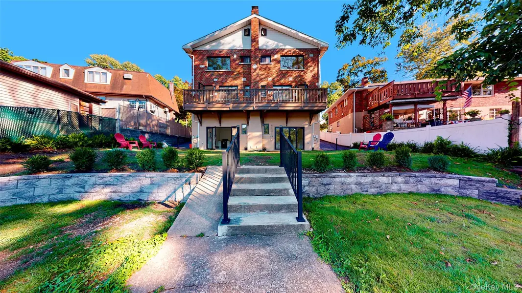 37 Lakeshore DR, Call Listing Agent, NJ 07436