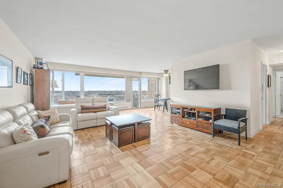 166-25 powells cove blvd #15G, Beechhurst, NY 11357