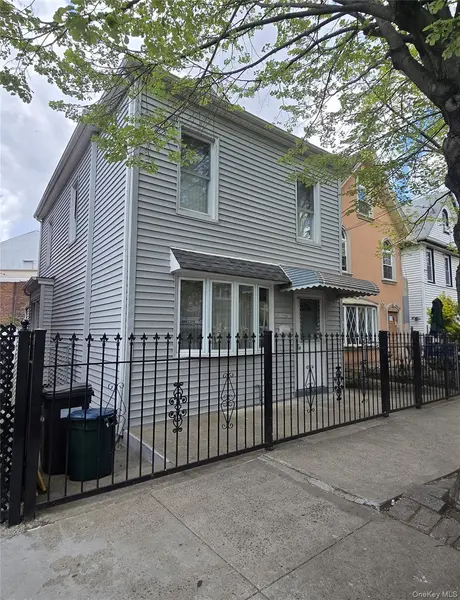 103-50 96th ST, Ozone Park, NY 11417
