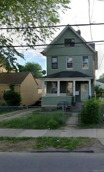 124 S 11th AVE, Mount Vernon, NY 10550