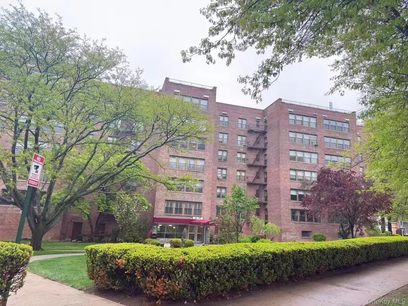 18-75 Corporal Kennedy ST #1K, Bayside, NY 11366