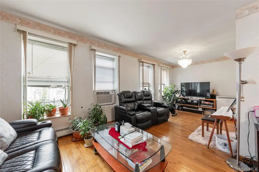 1727 E 14th ST, Brooklyn, NY 11229