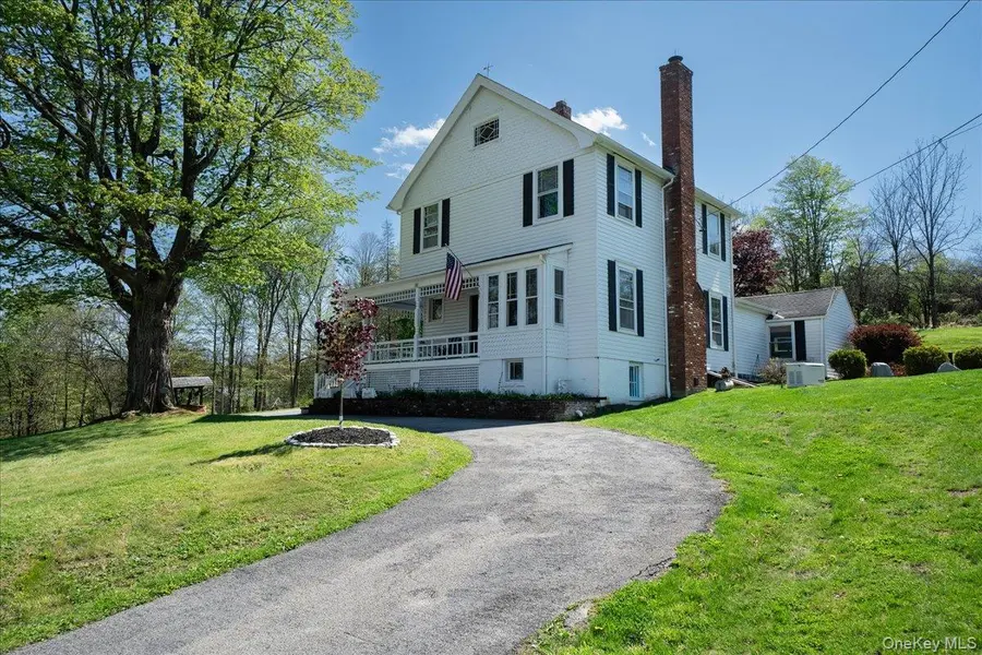 14 Maple AVE, Goshen, NY 10924