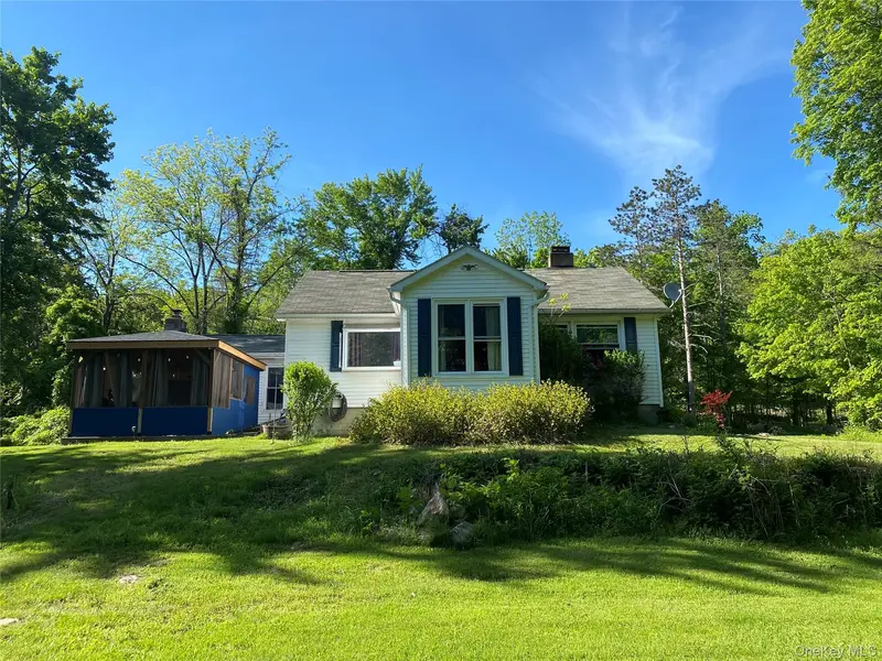 894 Upper Mountain RD, Pine Bush, NY 12566
