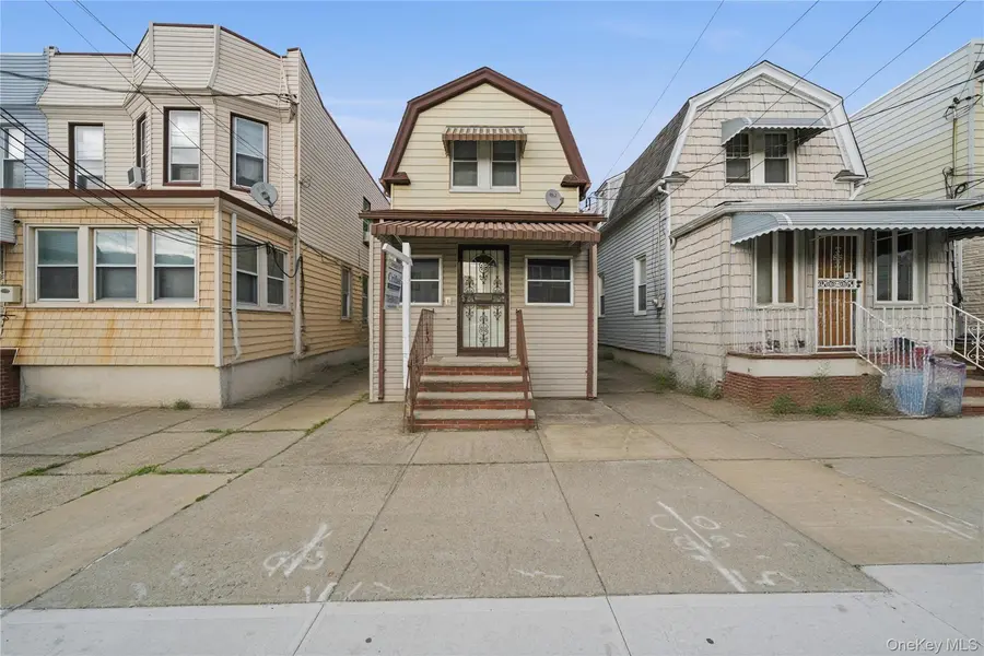 6661 74th ST, Middle Village, NY 11379