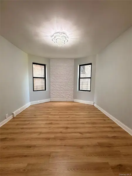11 Lawrence st #1L, Yonkers, NY 10705