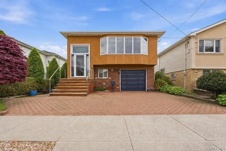 162-19 85th ST, Howard Beach, NY 11414