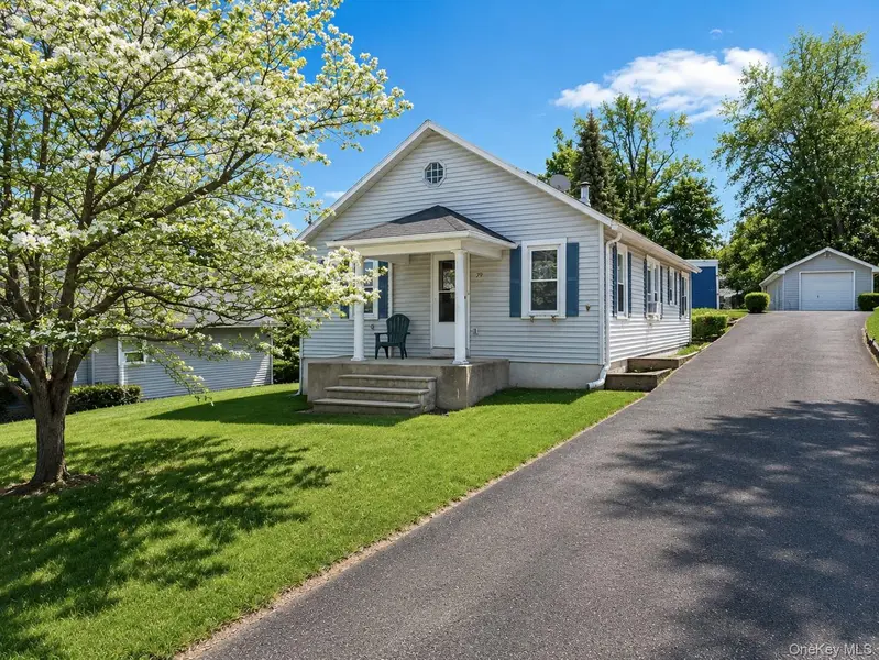 79 Silver Spring RD, New Windsor, NY 12553