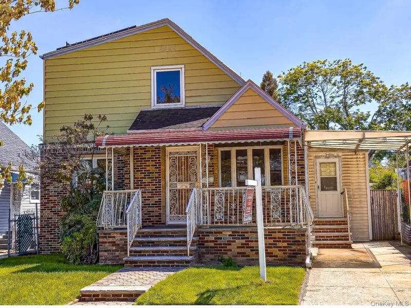 16324 20th AVE, Whitestone, NY 11357