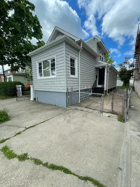 839 Clarence AVE, Bronx, NY 10465