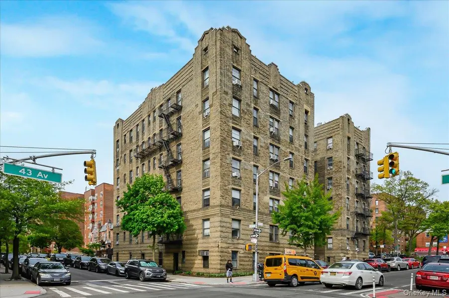 50-05 43rd Avenue #1M, Woodside, NY 11377