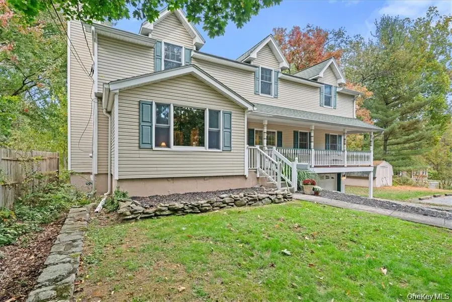 3 Seven Lakes DR, Sloatsburg, NY 10974