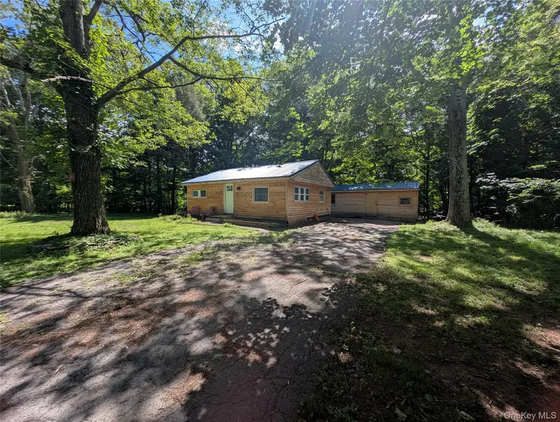 549 Hearts Content RD, Cairo, NY 12473