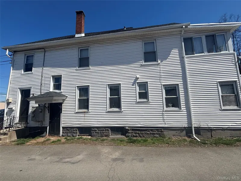 460 Albany, Kingston, NY 12401