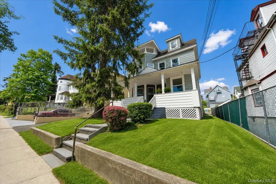 50 S 7th AVE, Mount Vernon, NY 10550