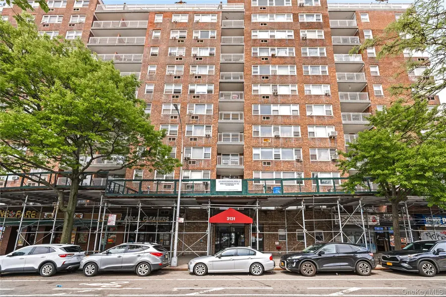 3131 Grand Concourse #2J, Bronx, NY 10468