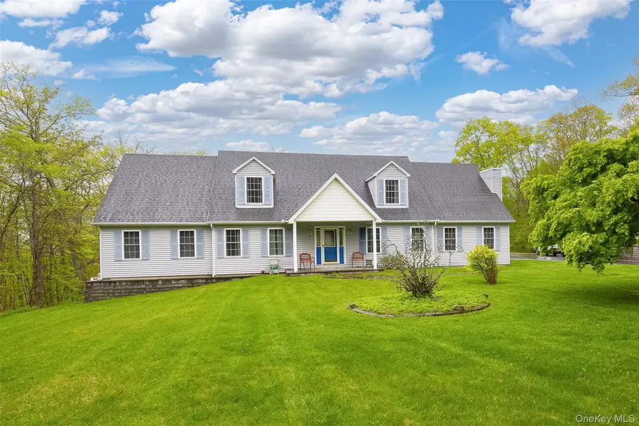 79 E Forest TRL, Holmes, NY 12531