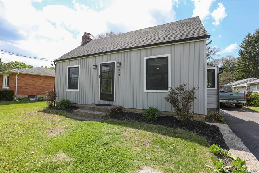 52 Phillips AVE, Highland, NY 12528