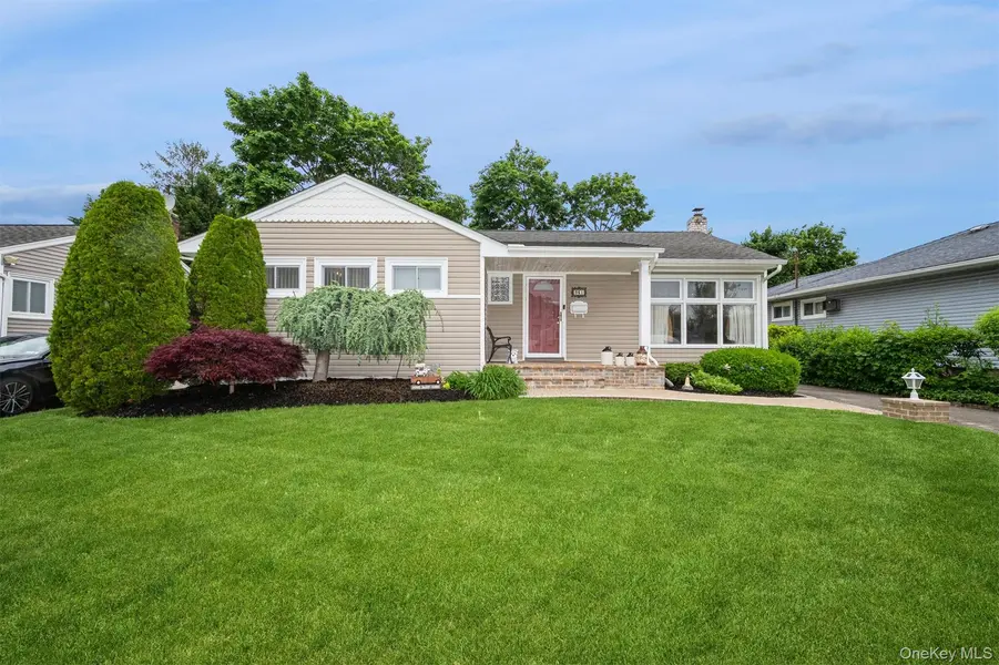 361 Spruce LN, East Meadow, NY 11554
