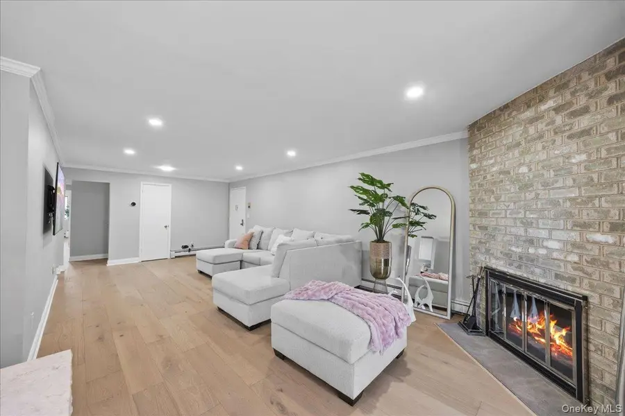 107 N Broadway #213, White Plains, NY 10603